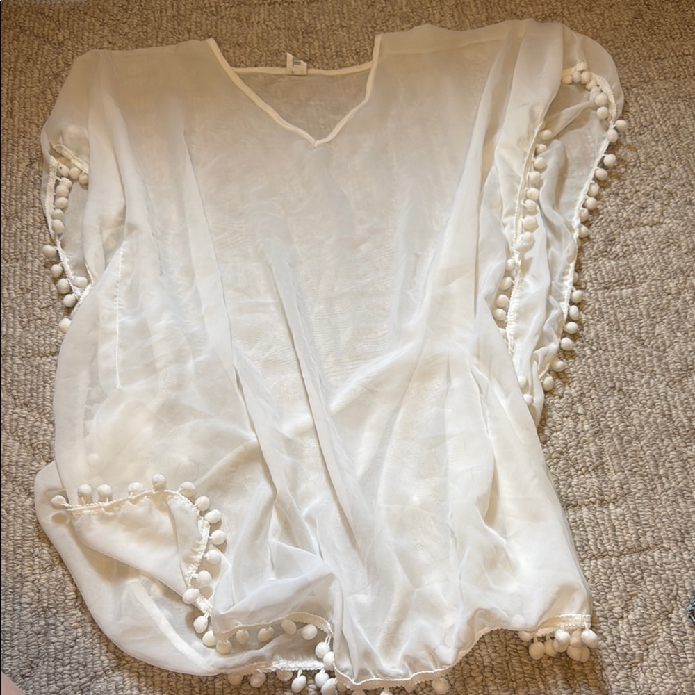 West Loop White Pom-Pom Trimmed Cover Up